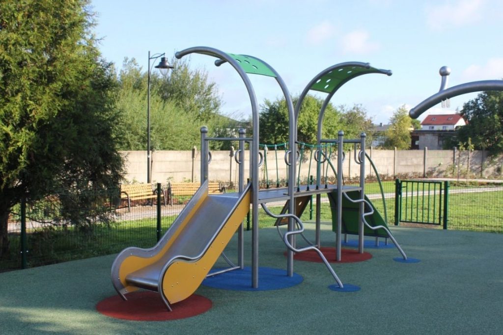 Пързалки за детски площадки - Dias Playgrounds
